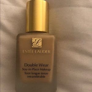 estee lauder double wear foundation